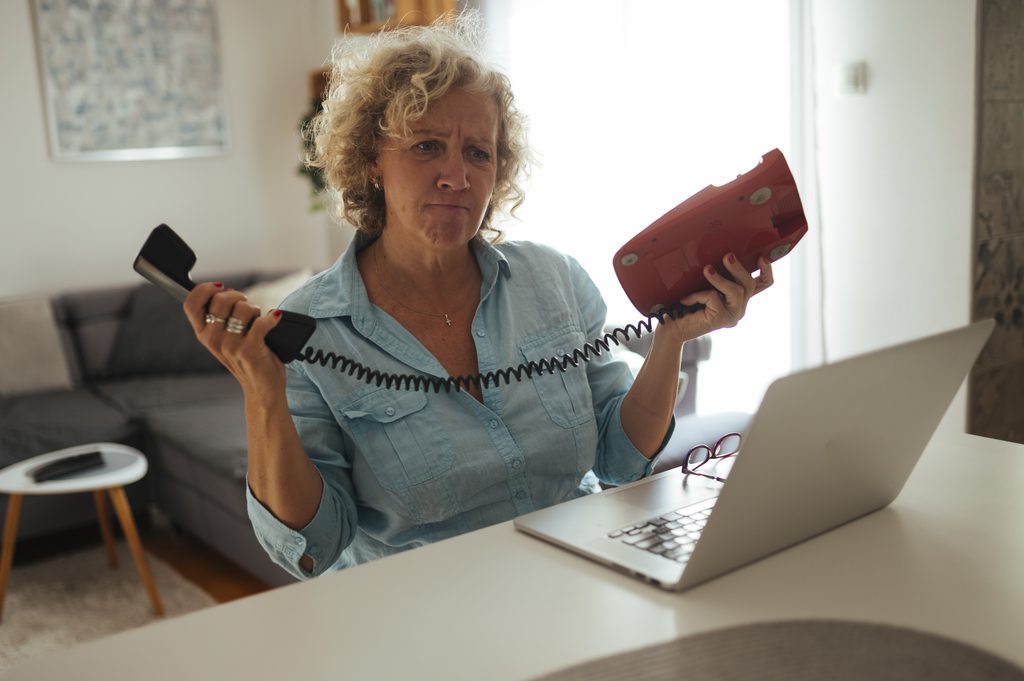 Nepagent in Tilburg belt oudere vrouw met misleidend verhaal